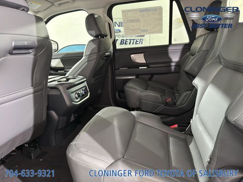 New 2026 Ford Expedition Max Active image 17