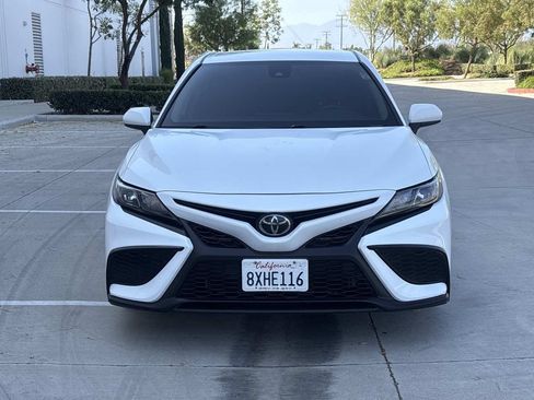 Used 2021 Toyota Camry SE w/ Carpet Mat Package (TMS) FWD image 8