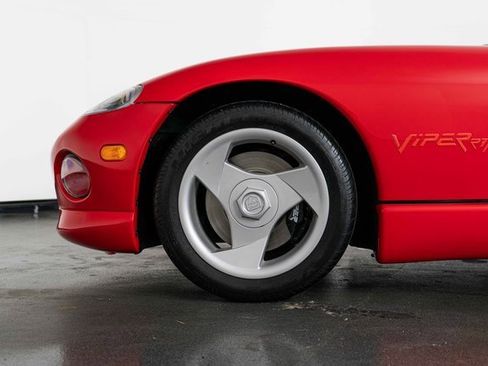 Used 1992 Dodge Viper RT/10 image 12