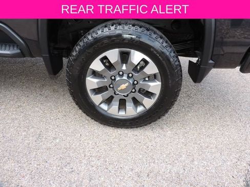 Used 2024 Chevrolet Silverado 2500 Custom w/ Custom Value Package AWD/4WD image 14