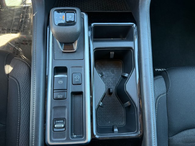 Used 2025 Nissan Pathfinder SV FWD image 27