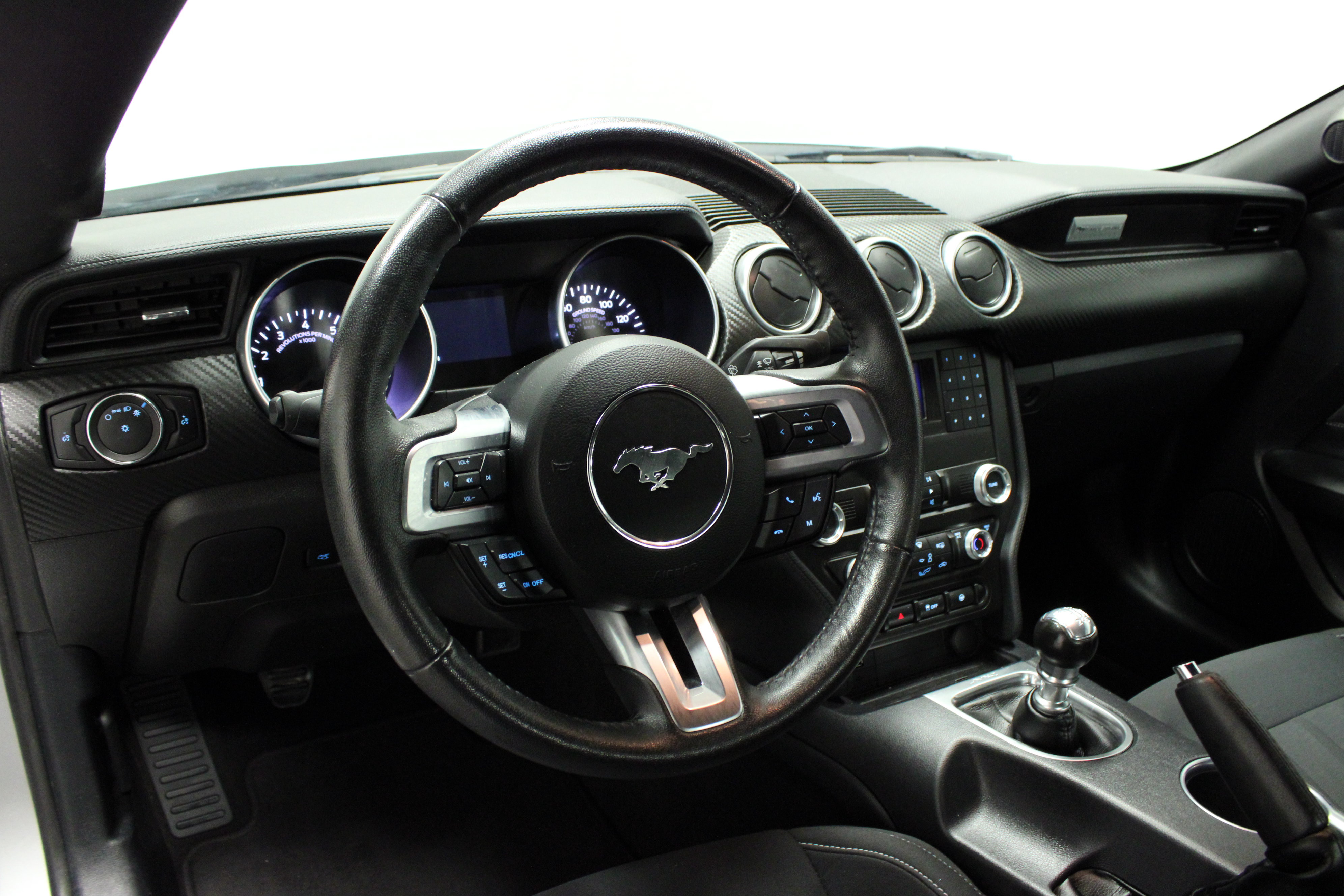 Used 2022 Ford Mustang Coupe RWD image 18
