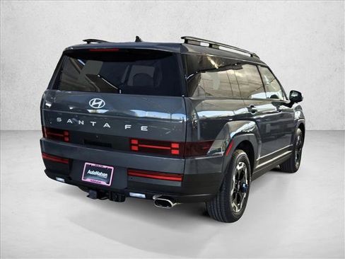 Used 2025 Hyundai Santa Fe SEL image 2