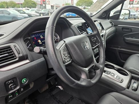 Used 2023 Honda Passport EX-L image 12