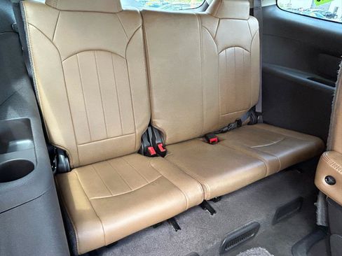 Used 2015 Buick Enclave Leather FWD image 13