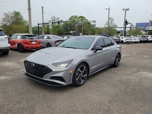 Used 2023 Hyundai Sonata SEL Plus image 4