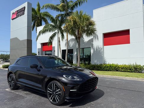 Used 2023 Aston Martin DBX 707 AWD/4WD image 1