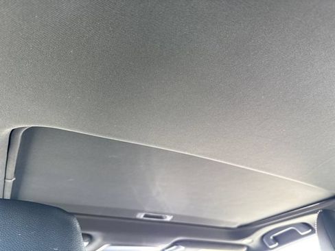 Used 2025 Toyota Camry SE FWD image 16