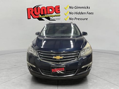 Used 2017 Chevrolet Traverse LT w/ Style and Technology Package AWD/4WD image 7
