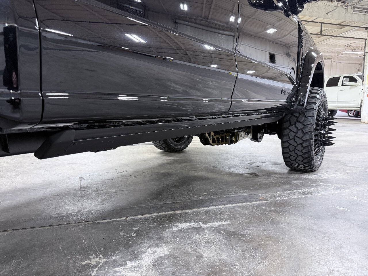 Used 2026 Ford F450 Platinum w/ FX4 Off-Road Package AWD/4WD image 49