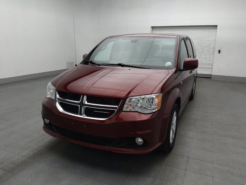 Used 2019 Dodge Grand Caravan SE FWD image 15