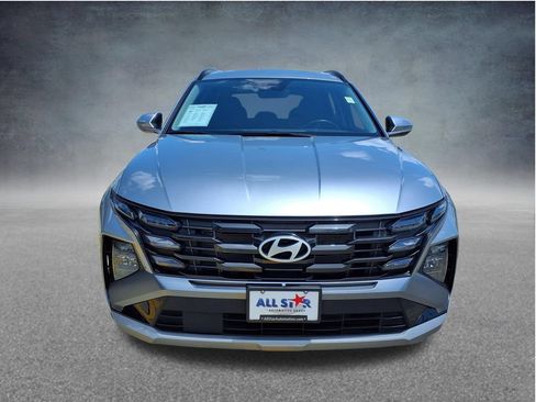 Used 2025 Hyundai Tucson SEL FWD image 2