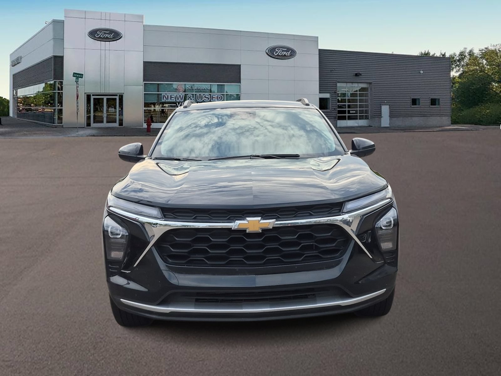 Used 2026 Chevrolet Trax LT FWD image 3