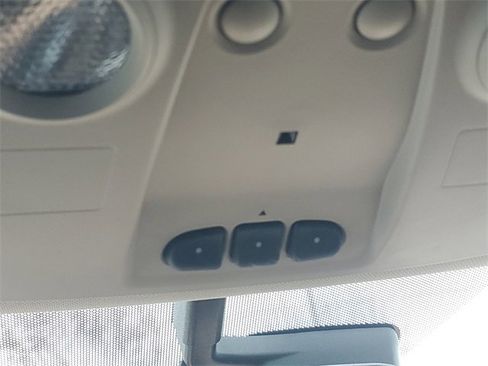 Used 2017 Buick Enclave Premium image 32