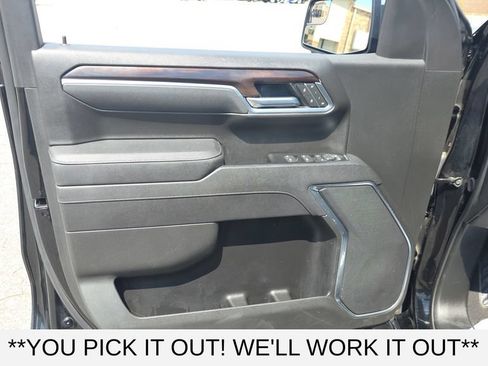 Used 2025 GMC Sierra 1500 SLT AWD/4WD image 11