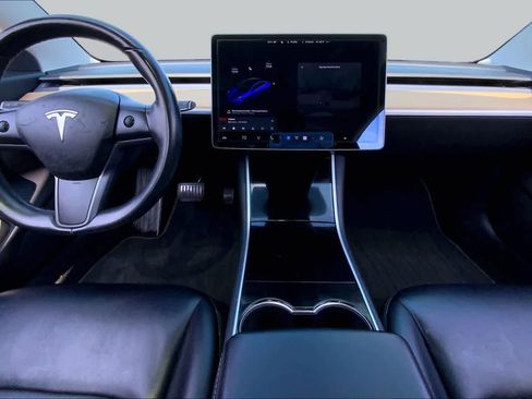 Used 2018 Tesla Model 3 Long Range RWD image 14