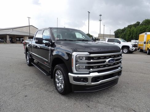 Used 2025 Ford F350 King Ranch w/ Chrome Package AWD/4WD image 11