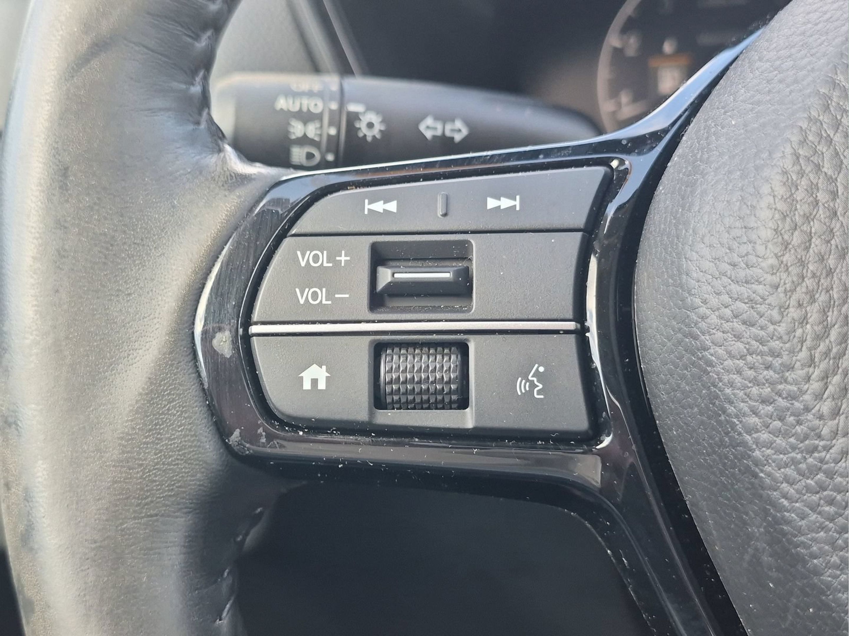 Used 2023 Honda CR-V EX-L image 13