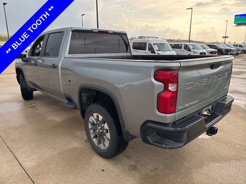 Used 2024 Chevrolet Silverado 2500 Custom w/ Custom Convenience Package image 8