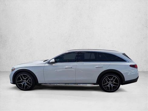 Used 2024 Mercedes-Benz E 450 4MATIC All-Terrain Wagon image 9