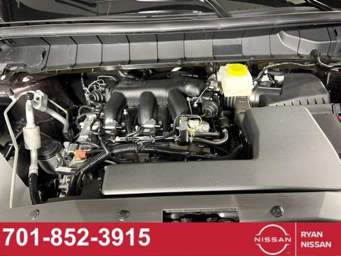 New 2025 Nissan Pathfinder Platinum image 13