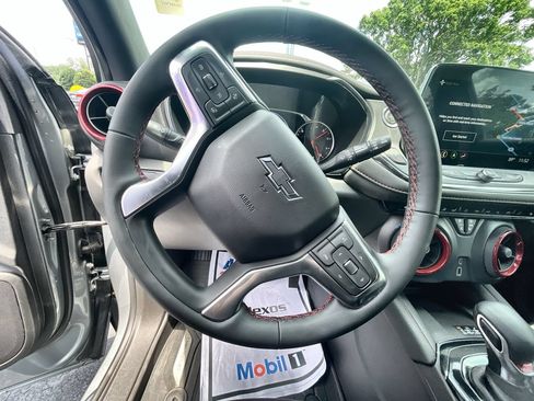 Used 2025 Chevrolet Blazer RS w/ Driver Confidence II Package FWD image 11