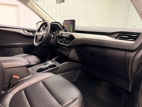 Used 2022 Ford Escape SEL image 14
