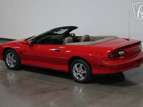 Used 1997 Chevrolet Camaro Z28 w/ Preferred Equipment Group 2 image 19