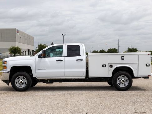 Used 2019 Chevrolet Silverado 2500 W/T w/ WT Convenience Package RWD image 4