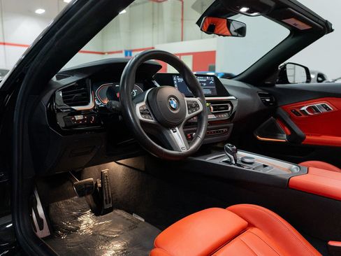 Used 2020 BMW Z4 M40i w/ Executive Package RWD image 19