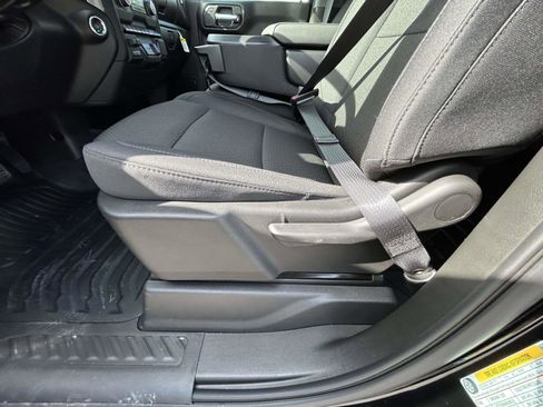 New 2026 Chevrolet Silverado 1500 W/T w/ WT Value Package image 18