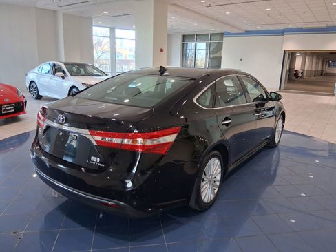 Used 2013 Toyota Avalon Limited image 6