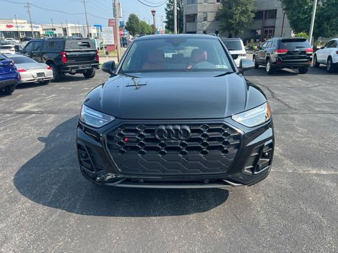 Used 2024 Audi SQ5 Premium Plus w/ Premium Plus Package AWD/4WD image 2