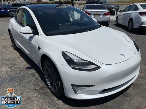 Used 2022 Tesla Model 3 Long Range AWD/4WD image 71