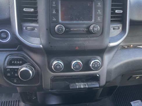 Used 2019 RAM 1500 Big Horn AWD/4WD image 7