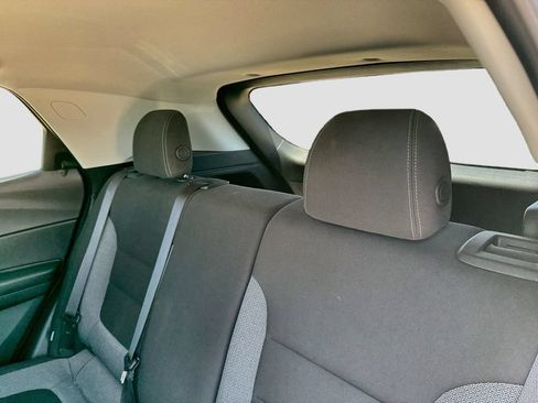 Used 2023 Chevrolet TrailBlazer LT FWD image 21