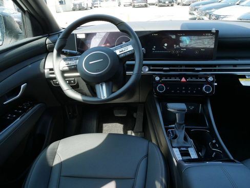 New 2025 Hyundai Santa Cruz XRT AWD/4WD image 8