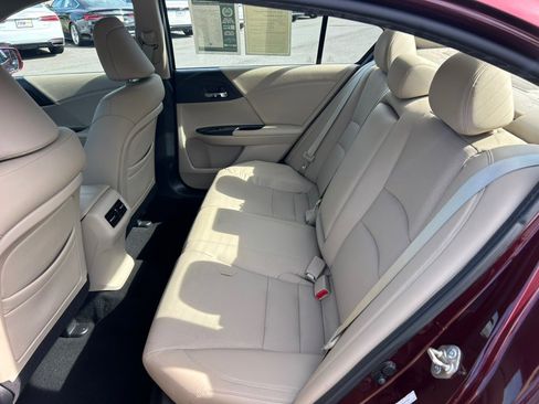 Used 2014 Honda Accord EX-L image 17