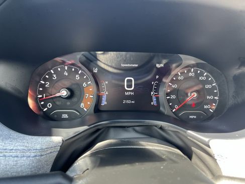 Used 2025 Jeep Compass Sport image 31