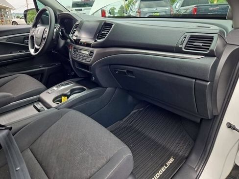 Used 2023 Honda Ridgeline Sport image 38