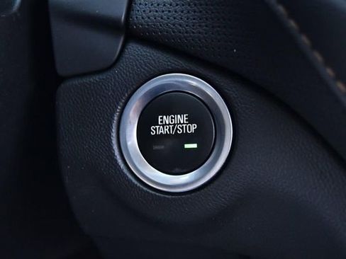 Used 2019 Chevrolet Equinox Premier image 18