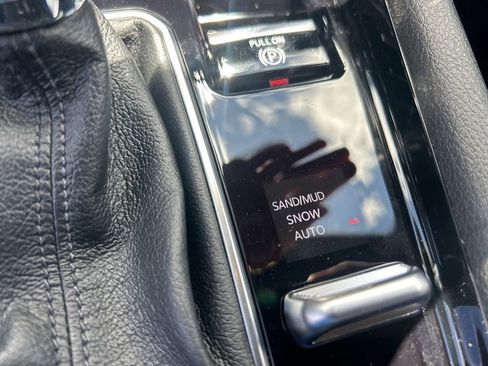 New 2025 Jeep Compass Latitude w/ Altitude Special Edition image 42