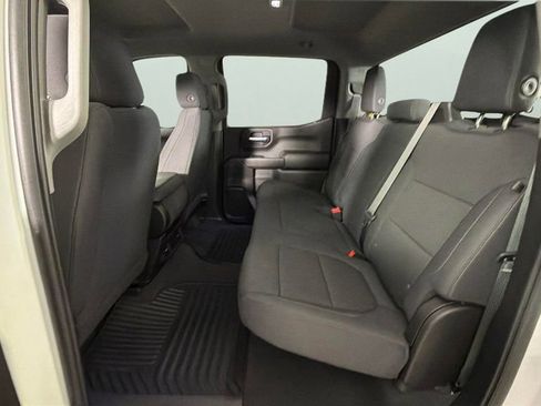 Used 2020 Chevrolet Silverado 1500 Custom w/ Custom Value Package RWD image 26