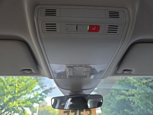 Used 2025 Volkswagen Taos S image 22