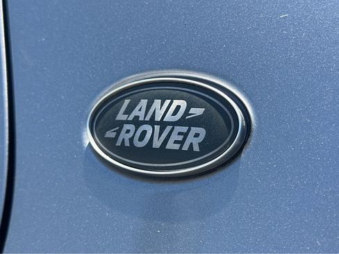 Used 2021 Land Rover Discovery Sport S AWD/4WD image 40