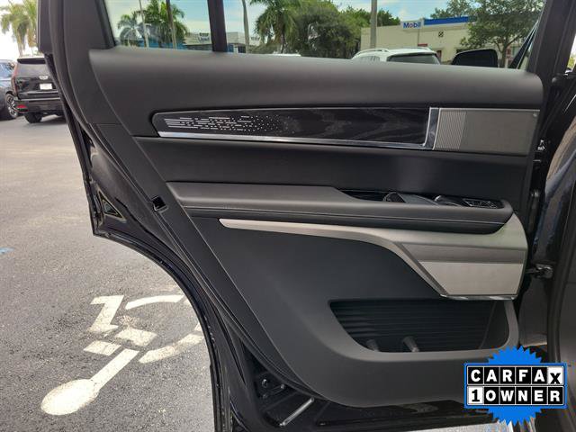 Certified 2026 Cadillac Vistiq Platinum w/ LPO, Floor Liner Package AWD/4WD image 29