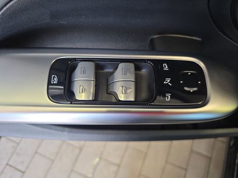 Certified 2025 Mercedes-Benz C 300 Sedan image 28