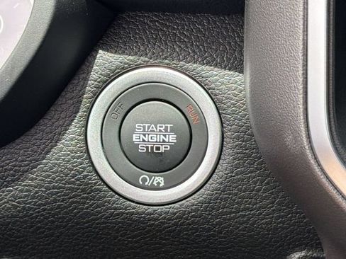 New 2026 RAM 1500 Express AWD/4WD image 17