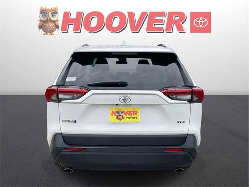 Used 2024 Toyota RAV4 XLE w/ Convenience Package image 3