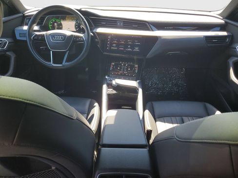 Used 2024 Audi Q8 e-tron Premium AWD/4WD image 10
